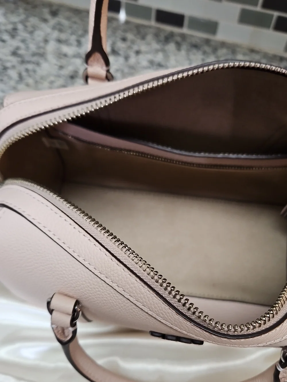 Tory Burch tory burch